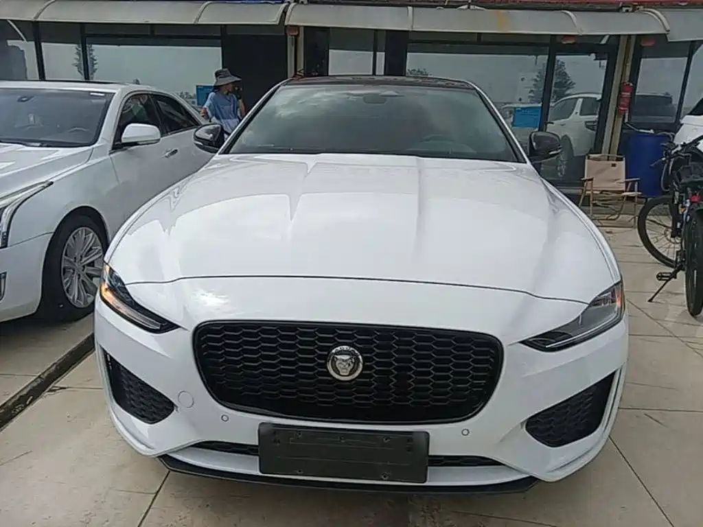 Jaguar XEL — миниатюра 3