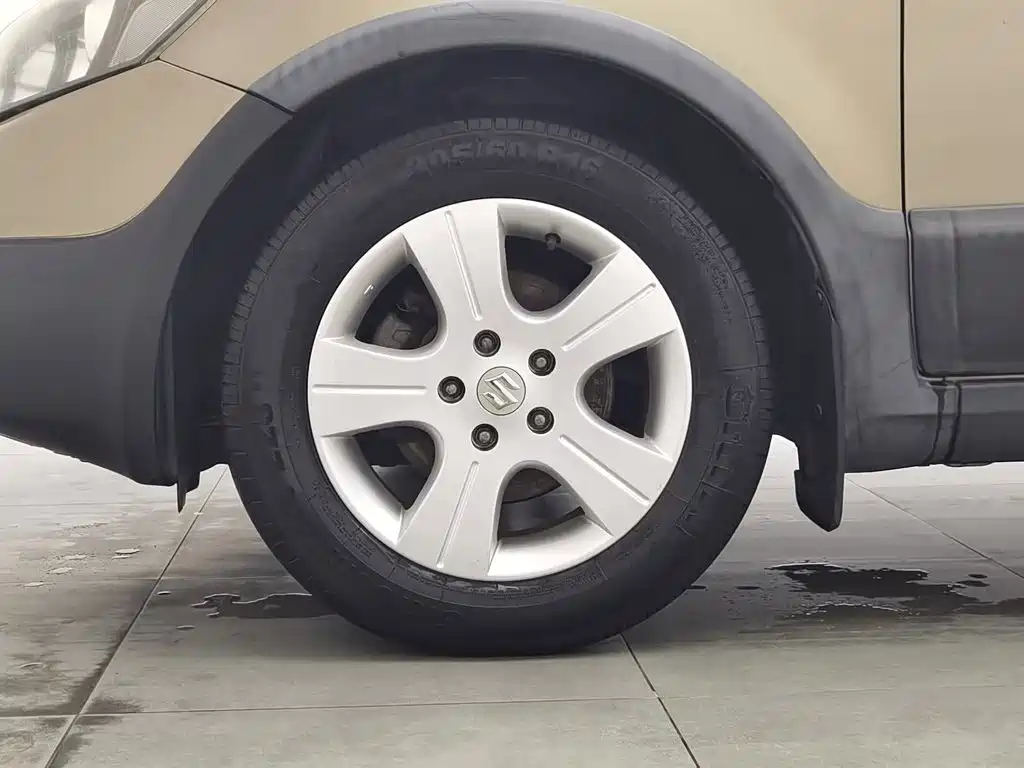 Suzuki SX4 — миниатюра 17