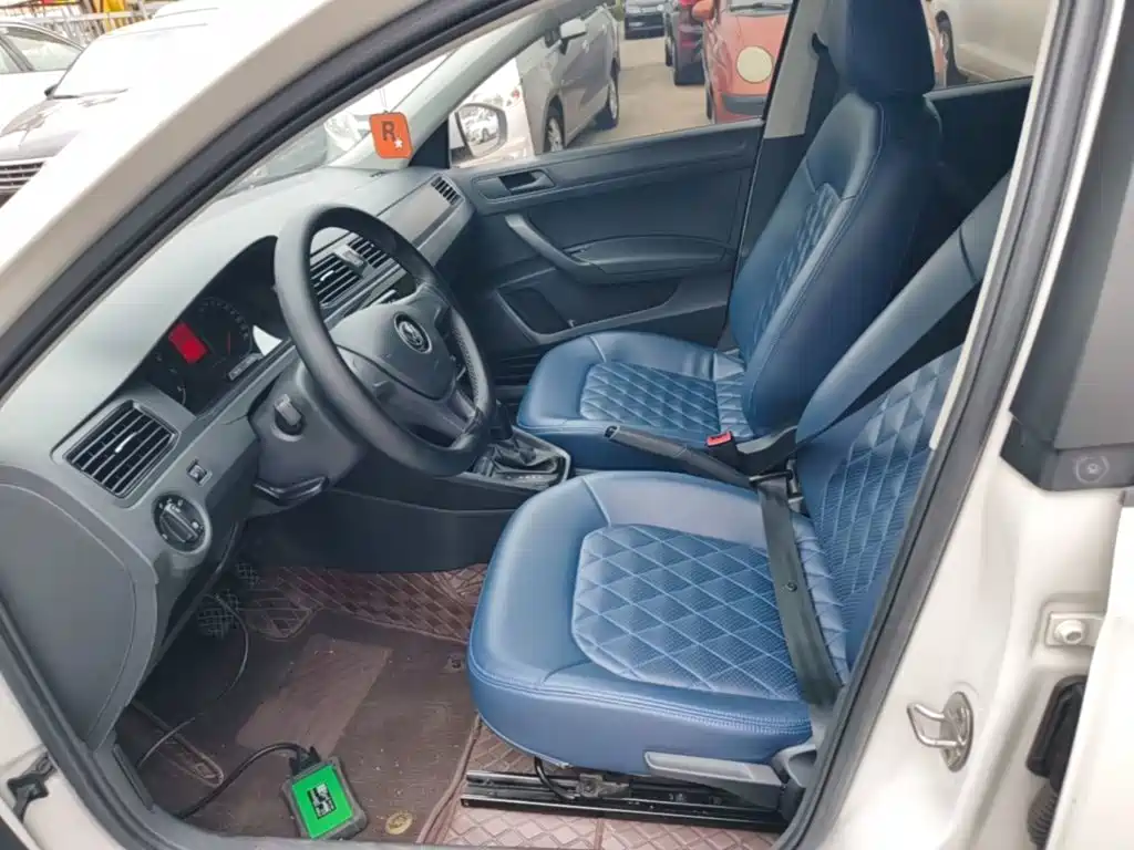 Volkswagen Santana — миниатюра 15