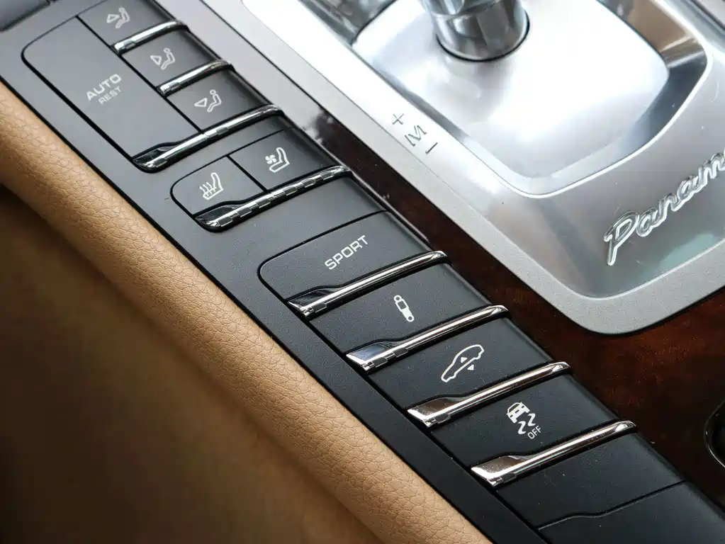 Porsche Panamera — миниатюра 21