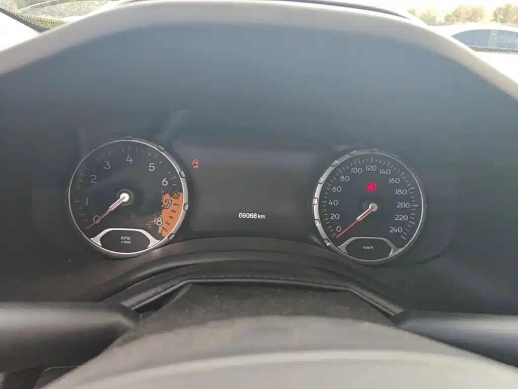 Jeep Renegade — миниатюра 15