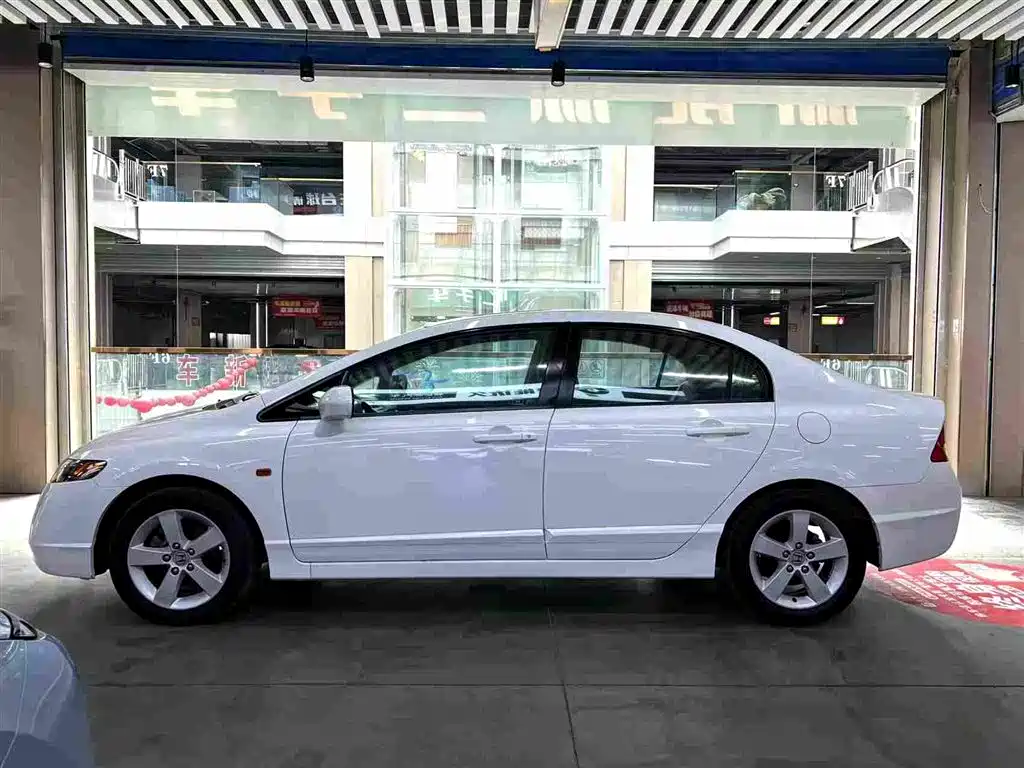 Honda Civic 2008 1.8L AT Luxury