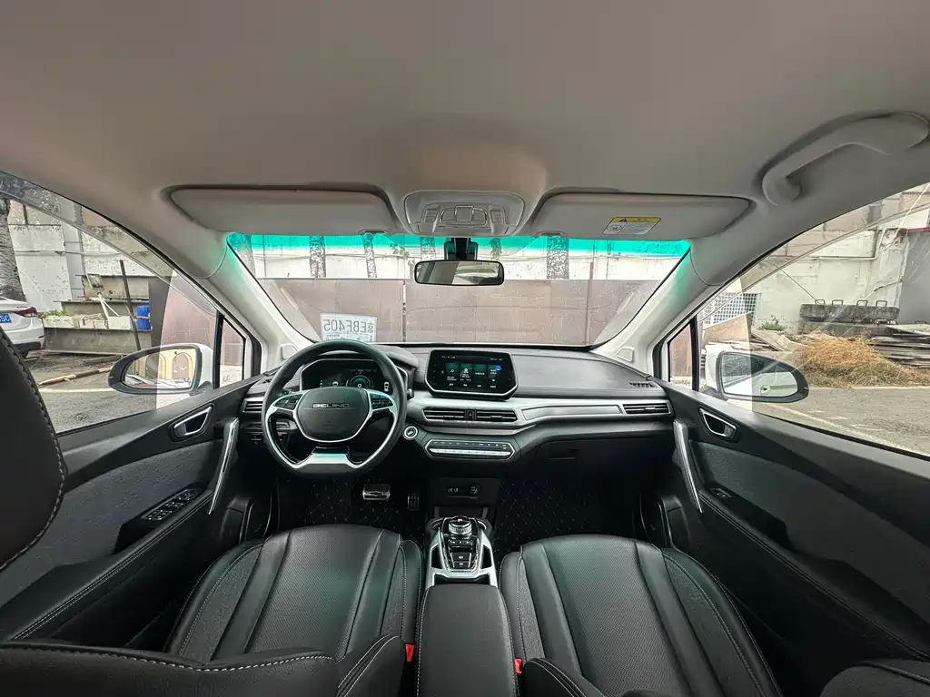 BAIC EX3 — миниатюра 16