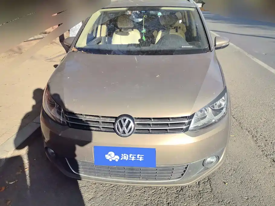 Volkswagen Touran — миниатюра 2