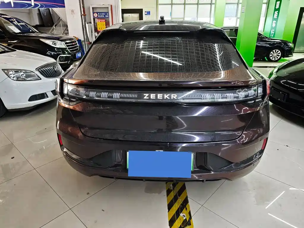 ZEEKR EXTREME KRYPTON 001