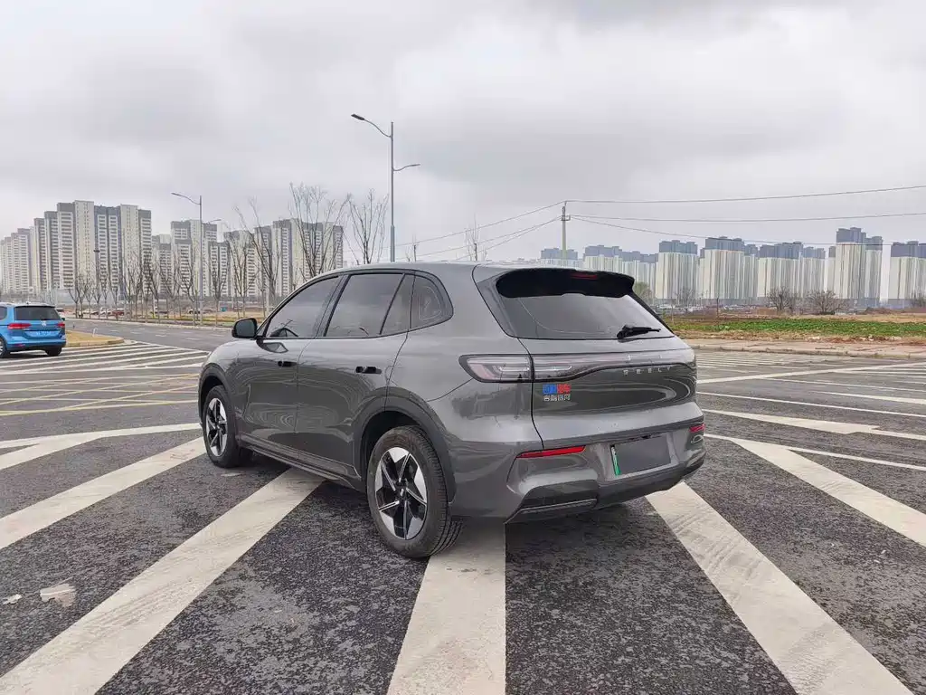 GEELY GALAXY GALAXY E5