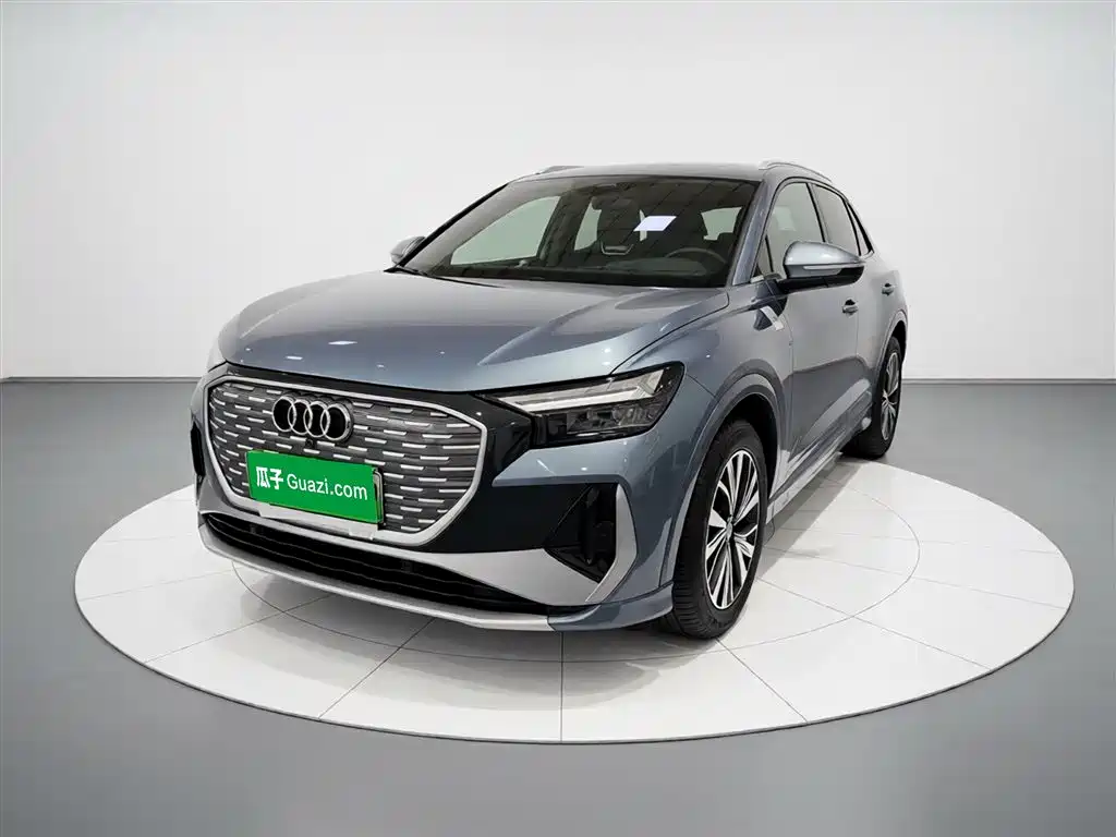 Audi Q4 e-tron 2024