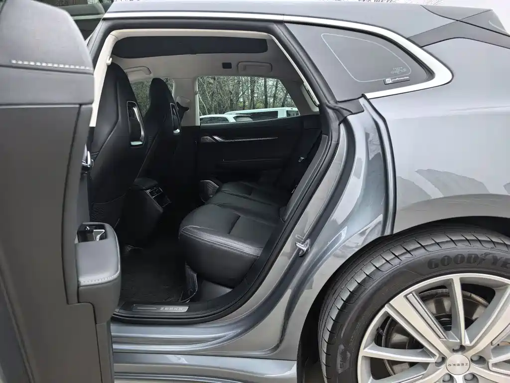 ZEEKR EXTREME KRYPTON 001