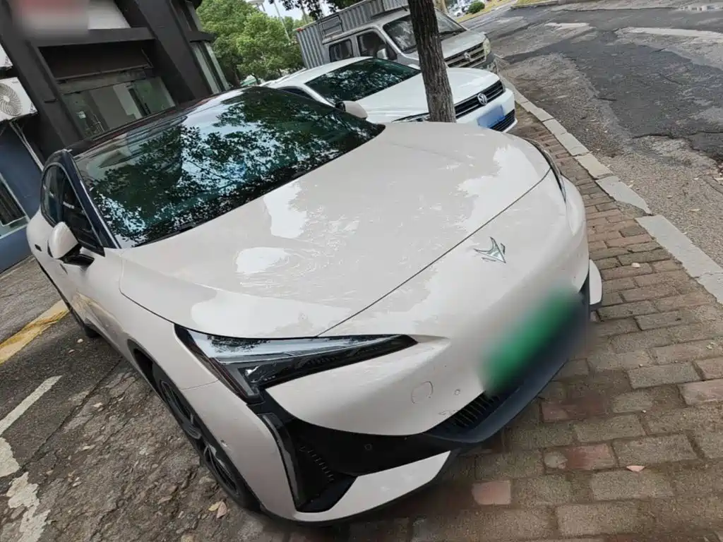 ARCFOX Alpha S5 — миниатюра 4