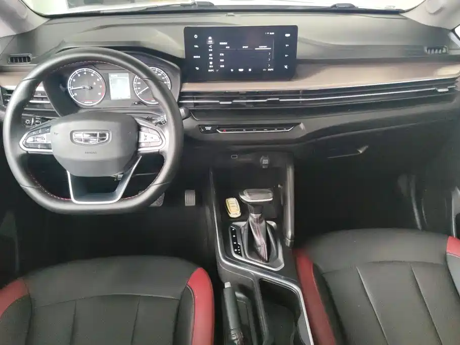 Geely Vision X3 — миниатюра 12