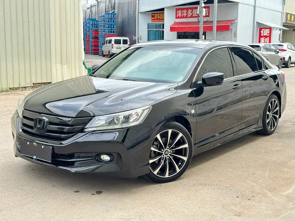 Honda Accord — миниатюра 2