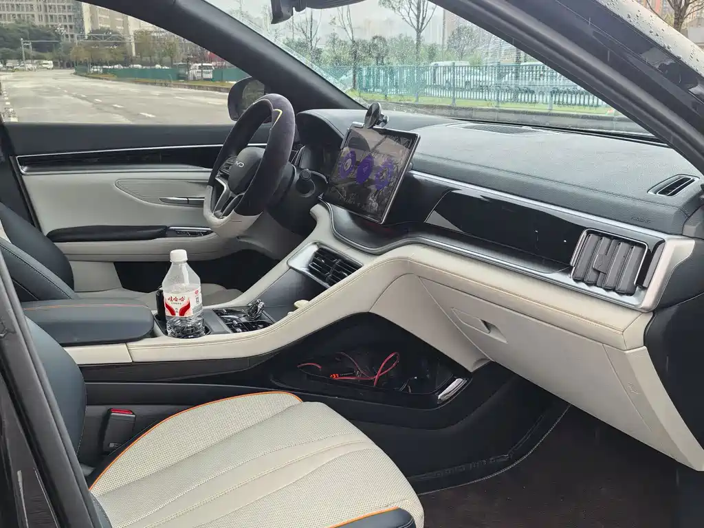BYD PLUS New Energy — миниатюра 18