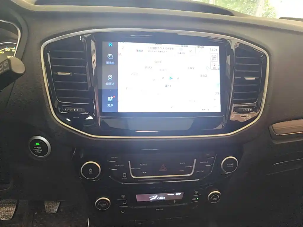 Geely Vision X6 — миниатюра 13