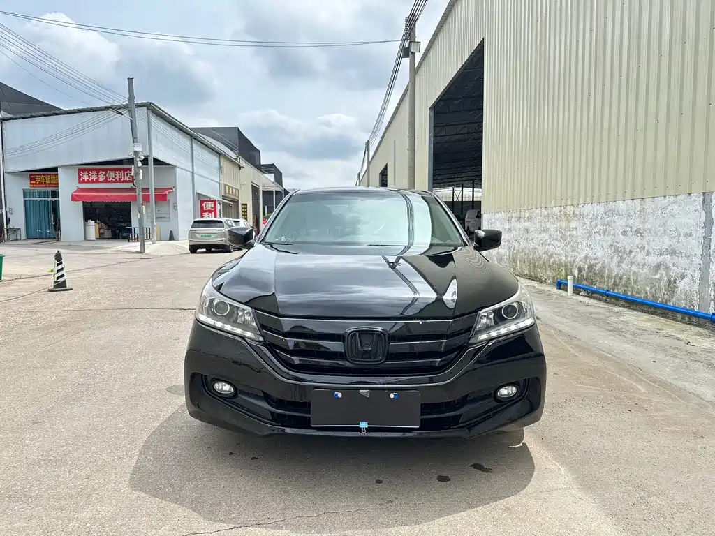 Honda Accord — миниатюра 4