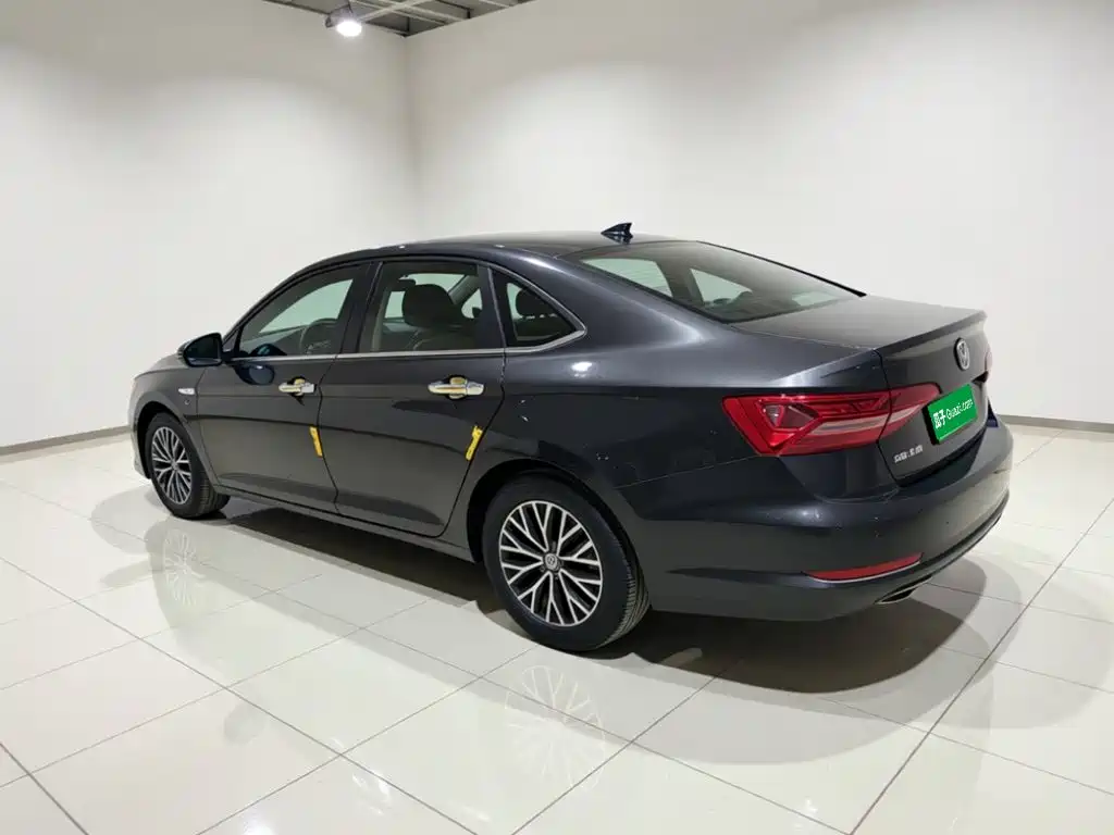 Volkswagen Sagitar — миниатюра 25