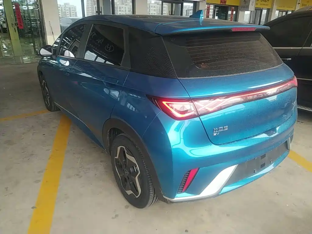 BYD Dolphin — миниатюра 5