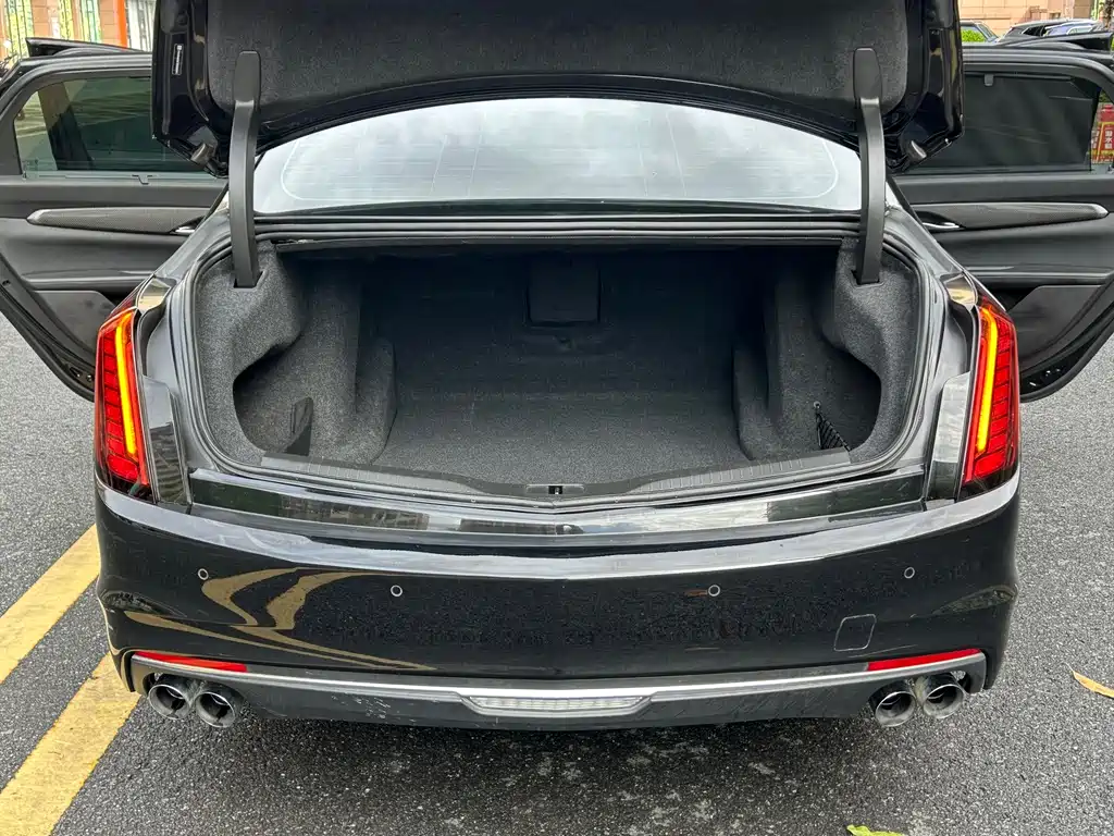 Cadillac CT6 — миниатюра 14