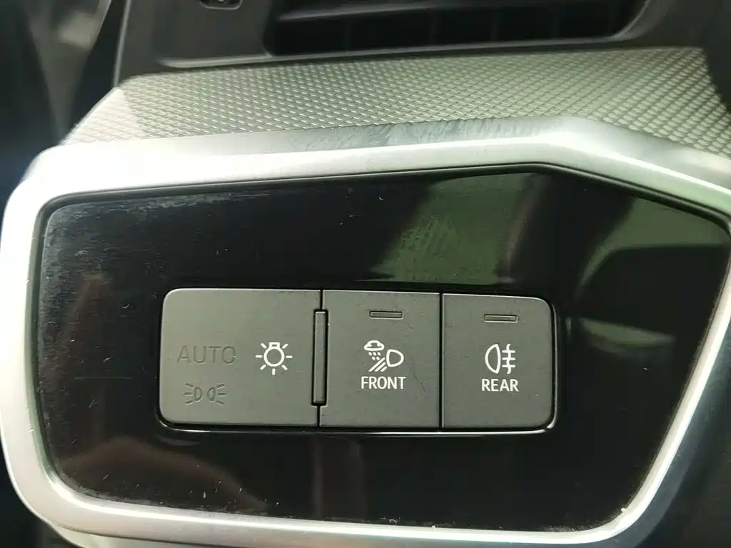 Audi A6L — миниатюра 21