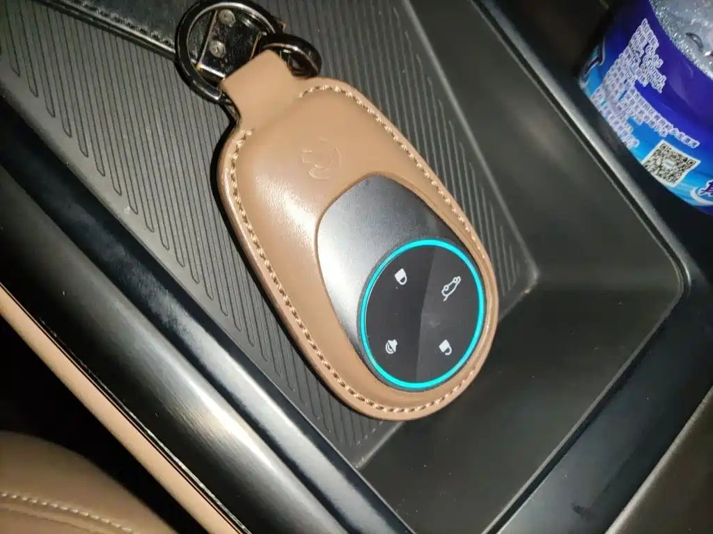 NIO ES6 — миниатюра 19