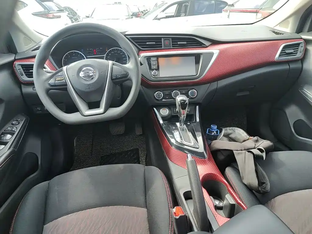 Nissan Bluebird — миниатюра 10