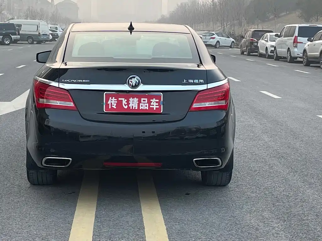 Buick LaCrosse — миниатюра 16