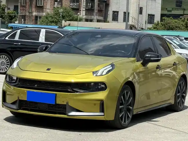 2020 Lynk & Co 03