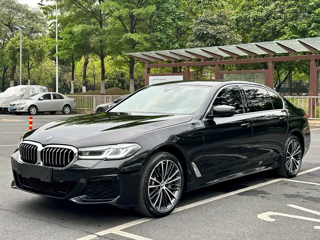 BMW 5 Series 2023