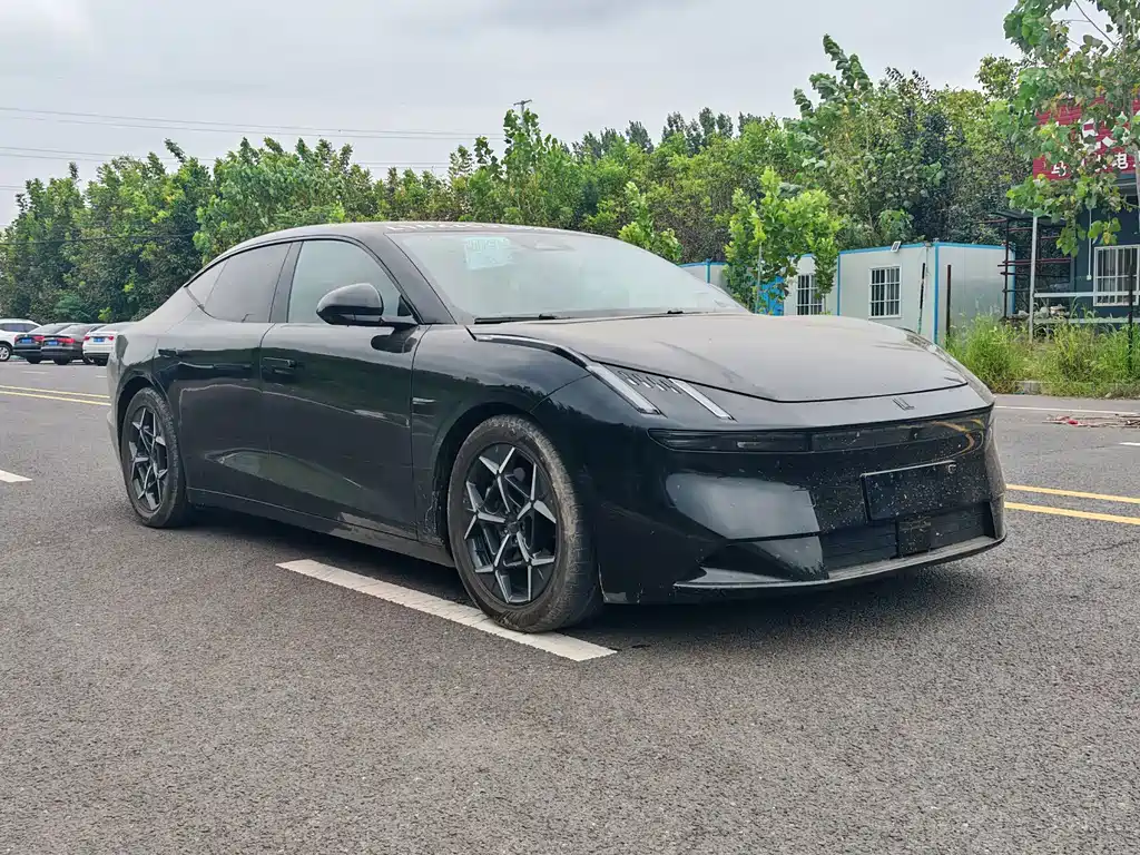 Lynk & Co Z10 — миниатюра 3