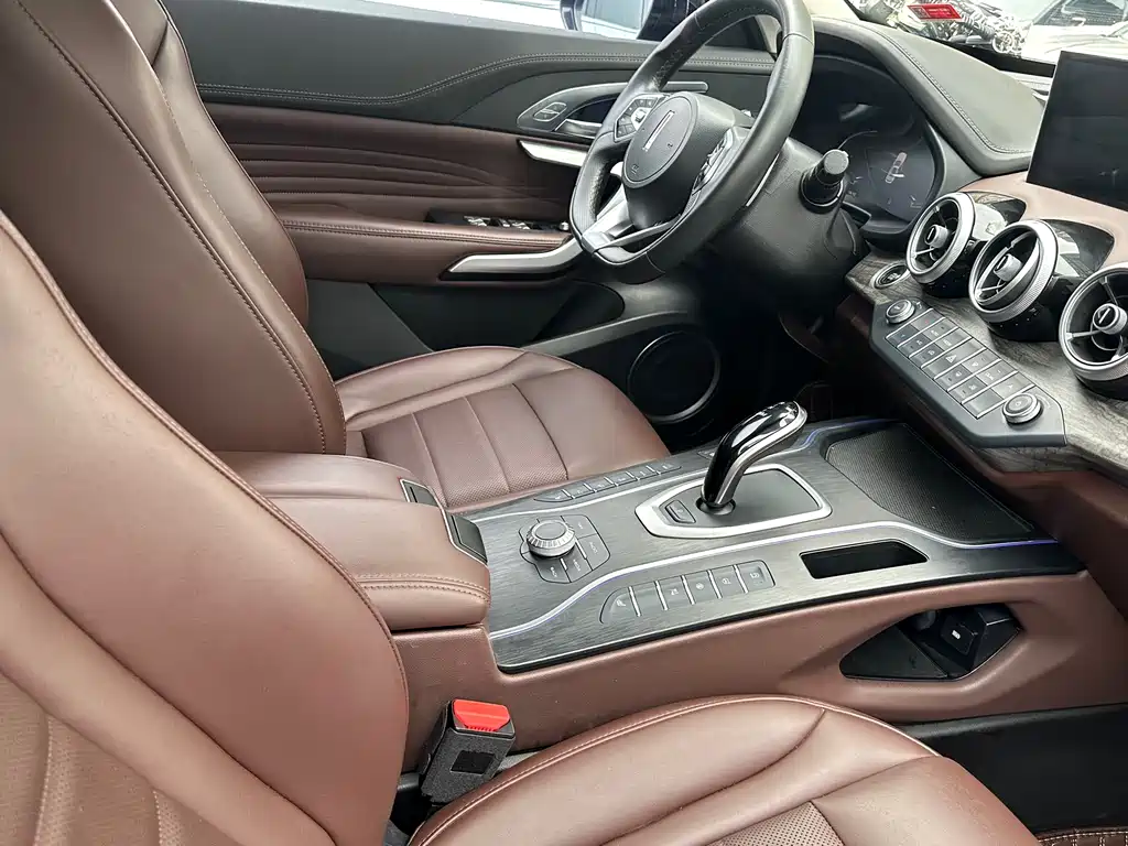 WEI PAI WEI BRAND VV7