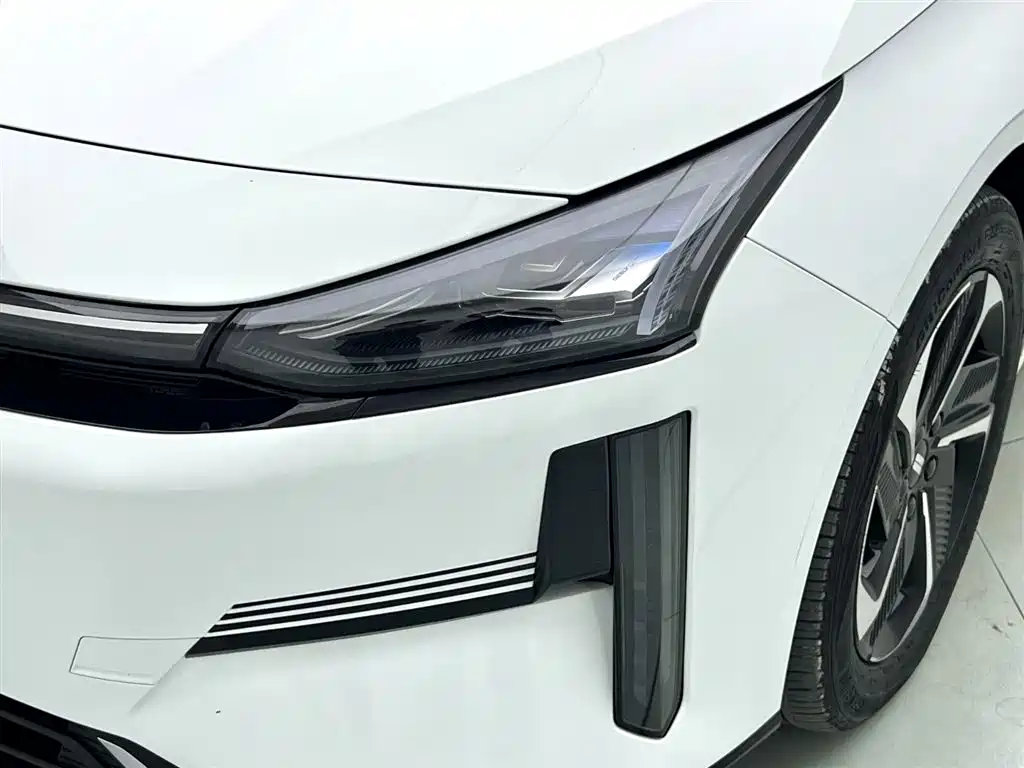 GEELY GALAXY GALAXY L6