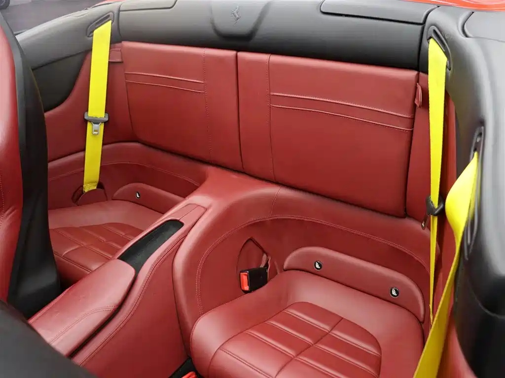 FERRARI CALIFORNIA T