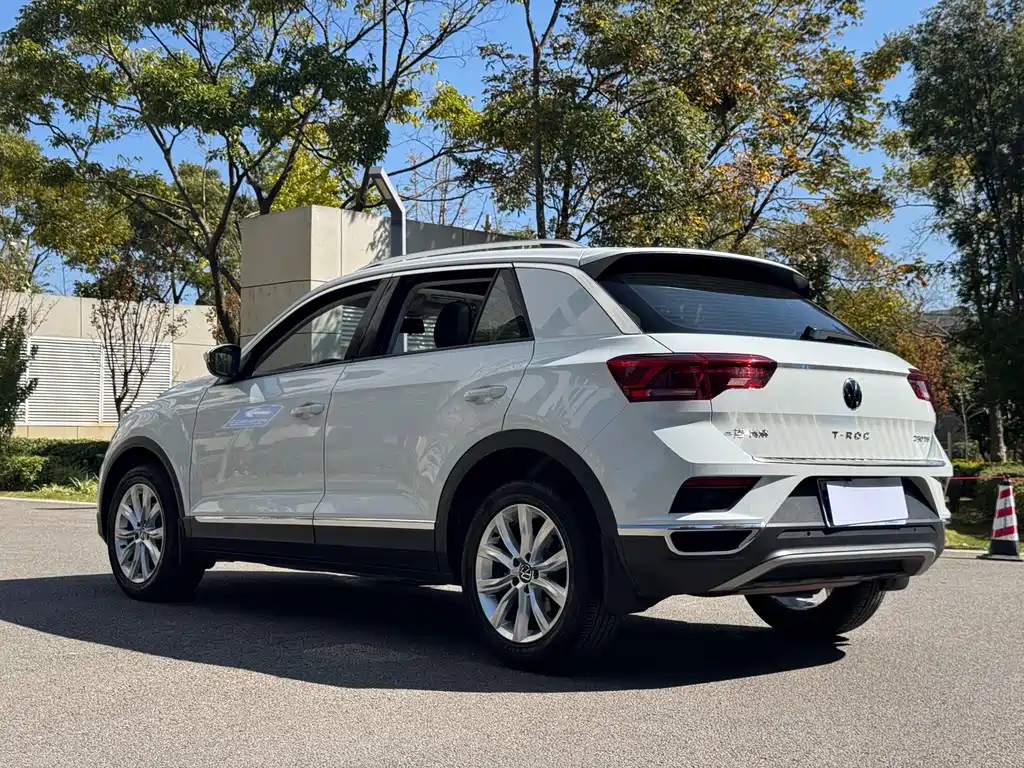 Volkswagen T-Roc 2022 — фото 7