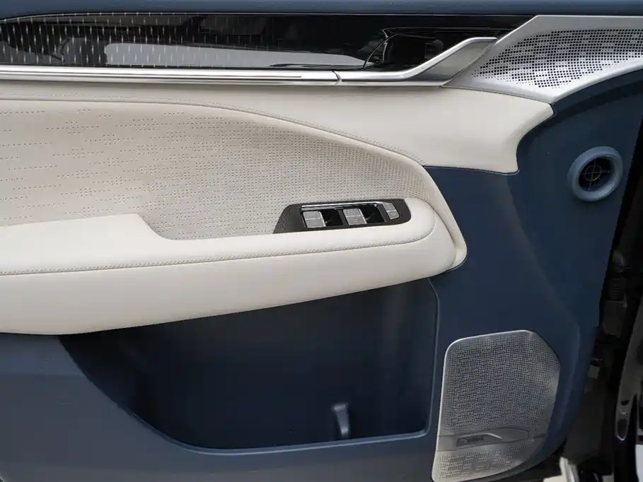 ZEEKR EXTREME KRYPTON 009