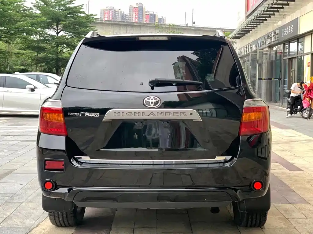 Toyota Highlander — миниатюра 9