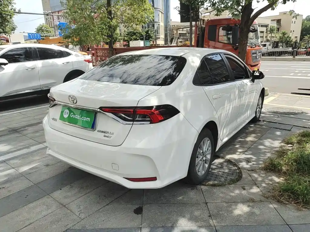 Toyota Corolla — миниатюра 7