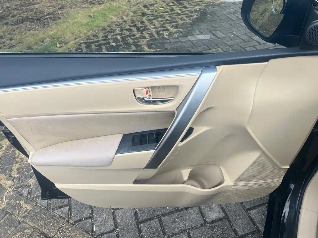 Toyota Corolla — миниатюра 7
