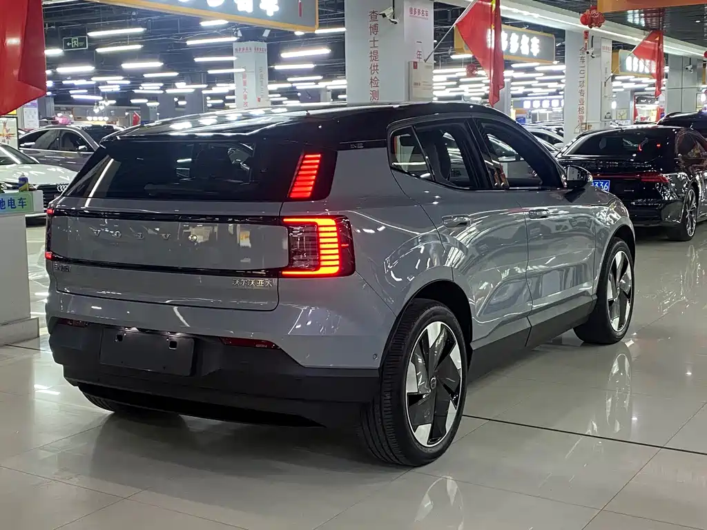 Volvo EX30 — миниатюра 17