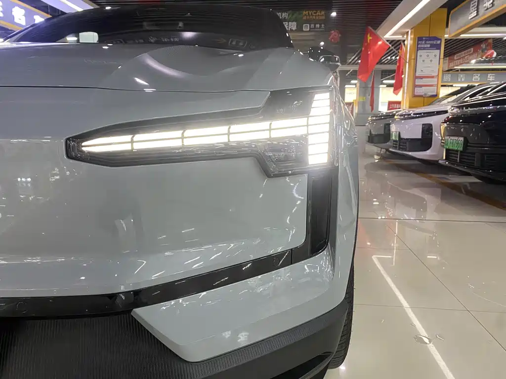 Volvo EX30 — миниатюра 14