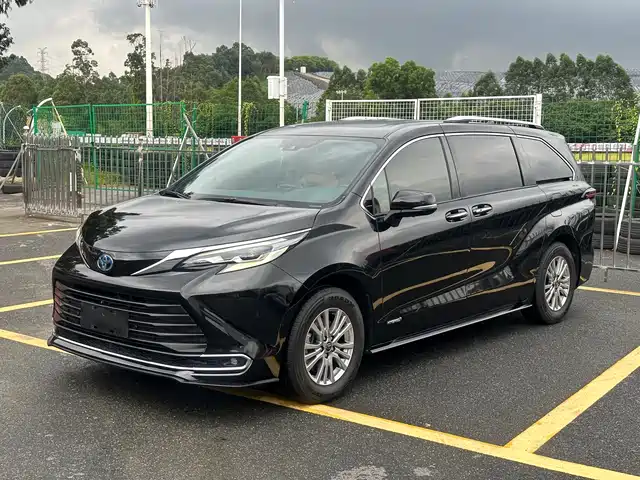 Toyota Sienna