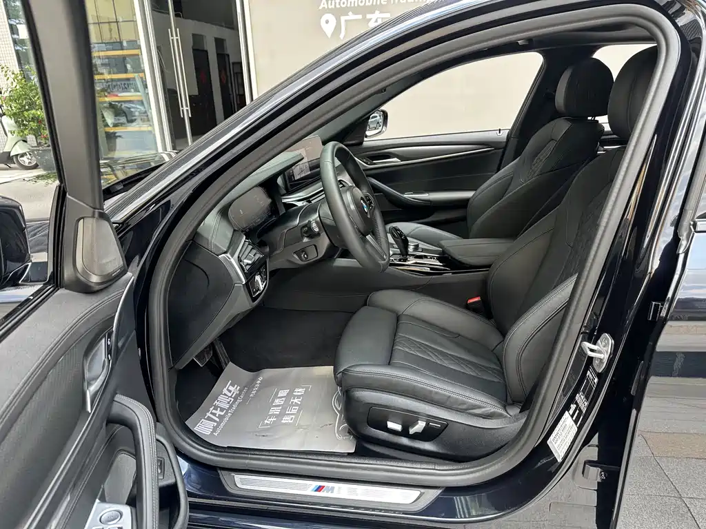 BMW 5 Series 5 2022 525i M Sport