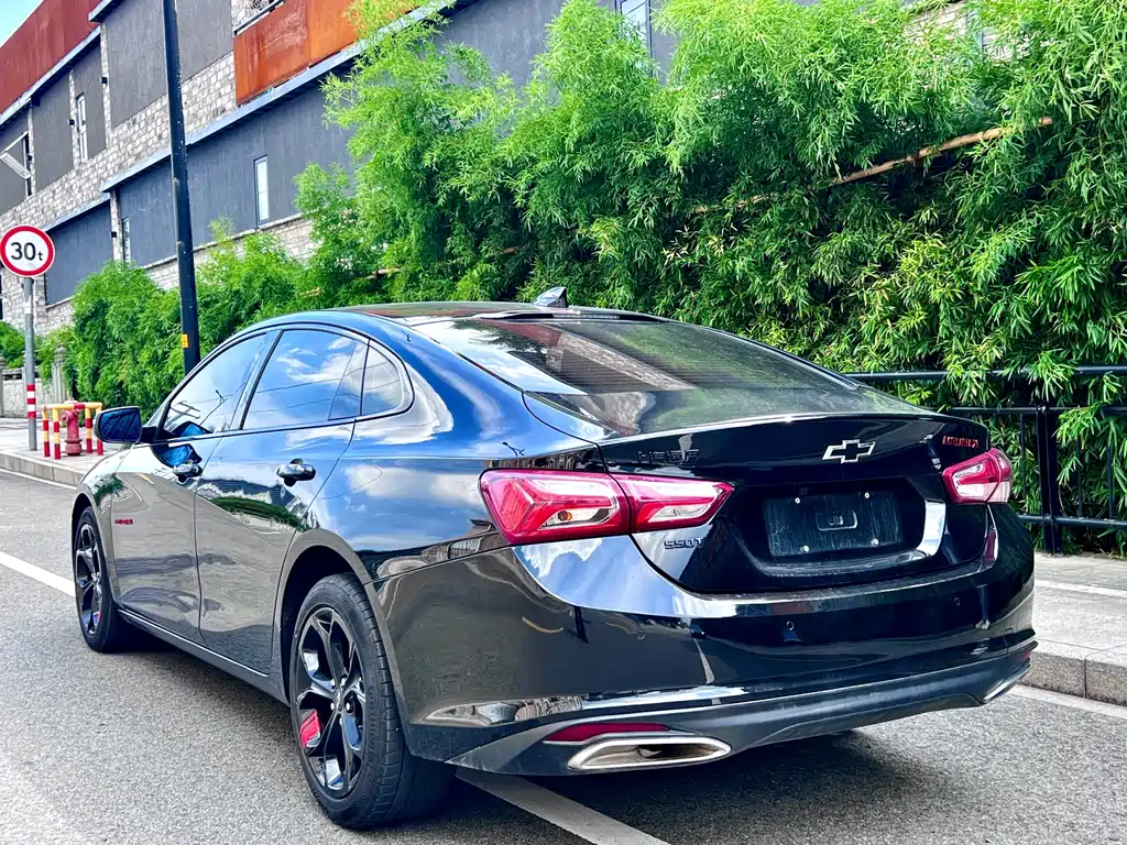Chevrolet Malibu XL — миниатюра 8