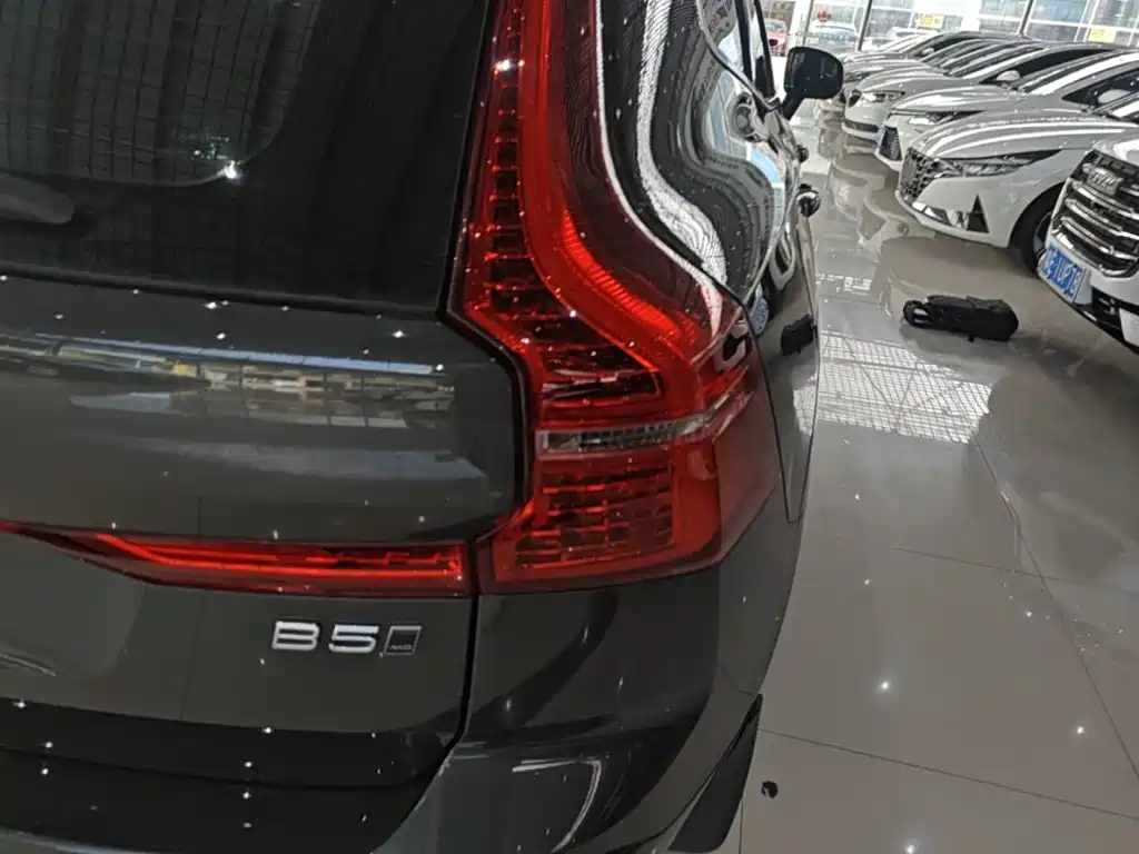 Volvo XC60 — миниатюра 8