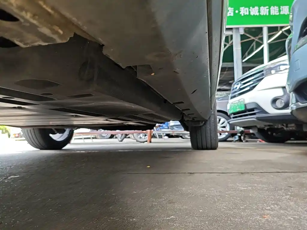 BYD Tang New Energy — миниатюра 22