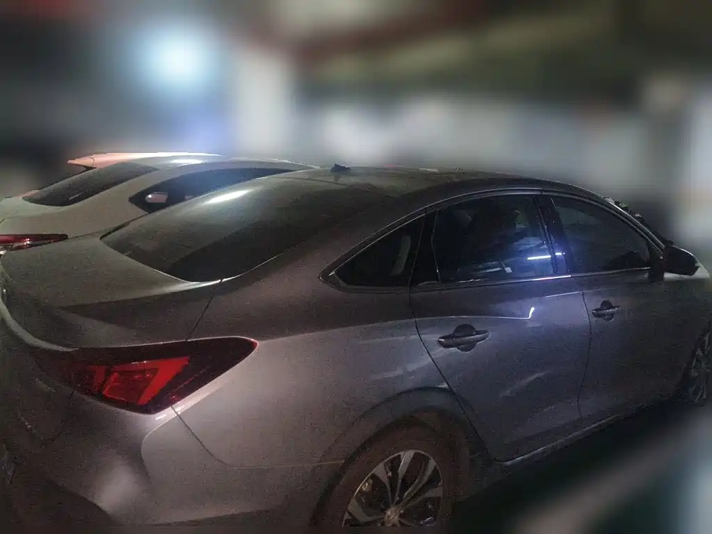 Changan Eado — миниатюра 4