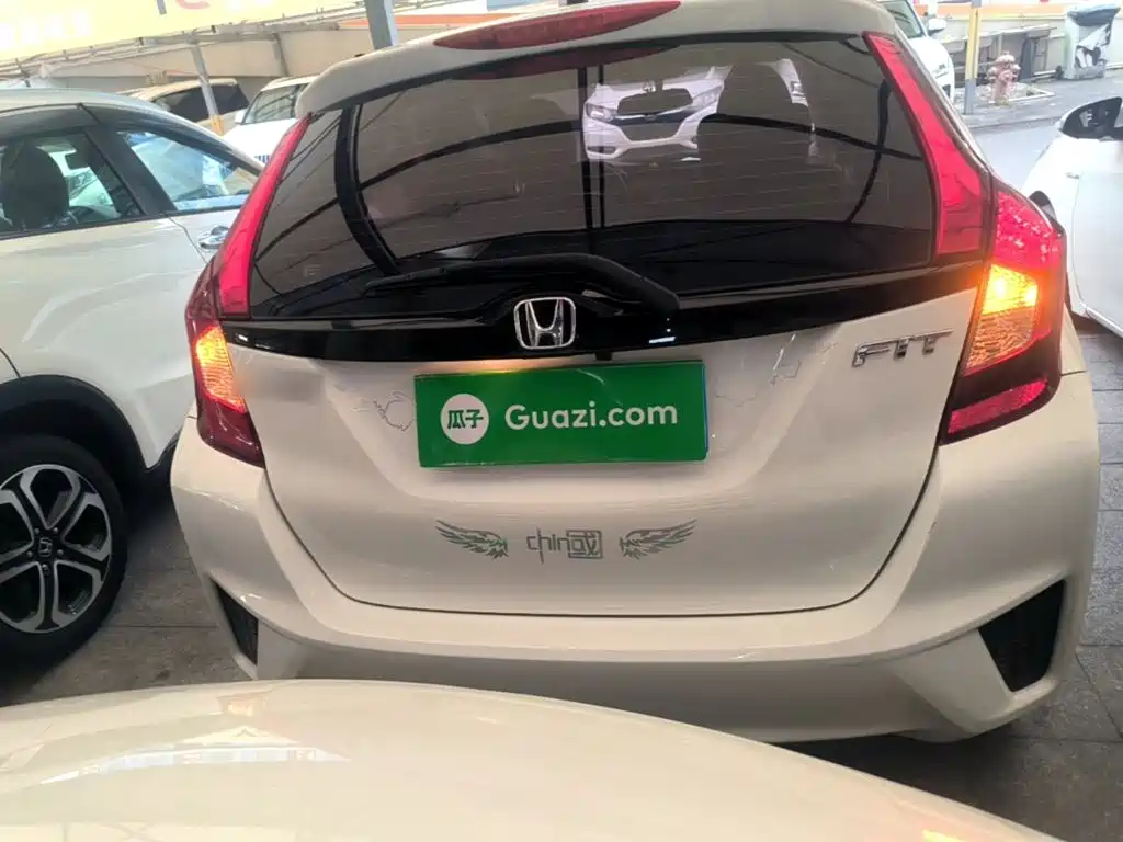 Honda Fit — миниатюра 6
