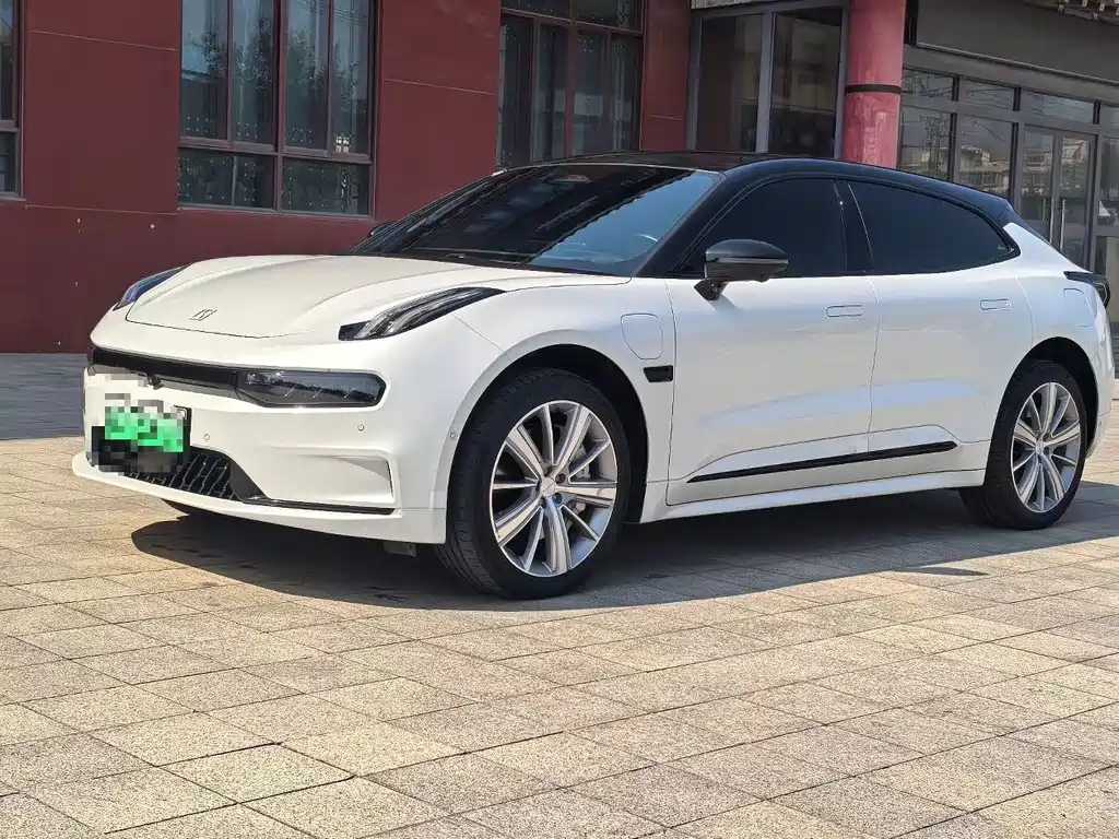 Zeekr 001