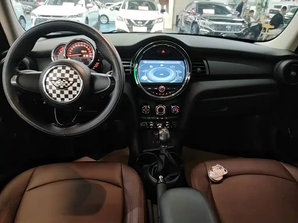 MINI Mini — миниатюра 13