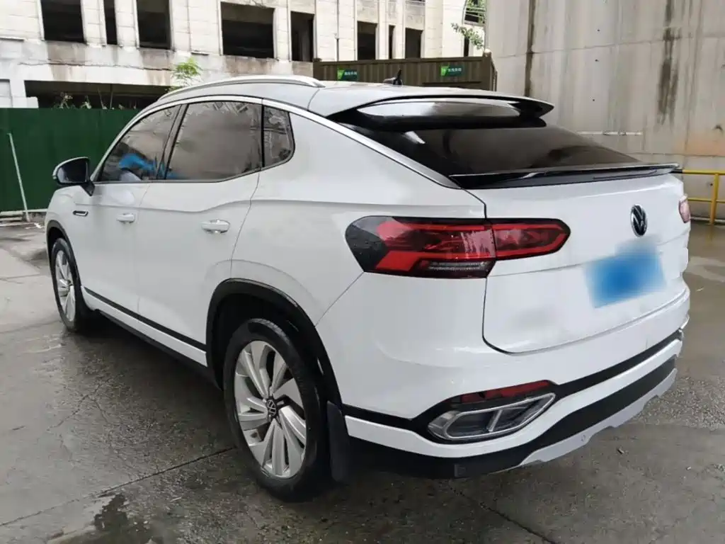 Volkswagen X — миниатюра 5