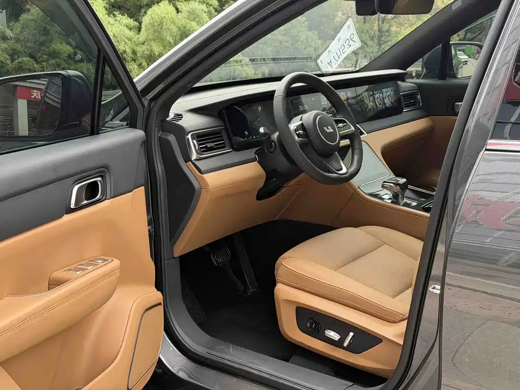 Li Auto Li ONE — миниатюра 10
