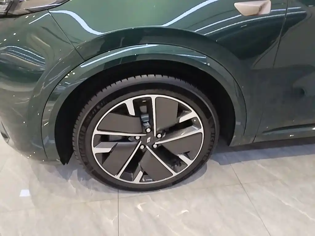 Li Auto Li L9 — миниатюра 23